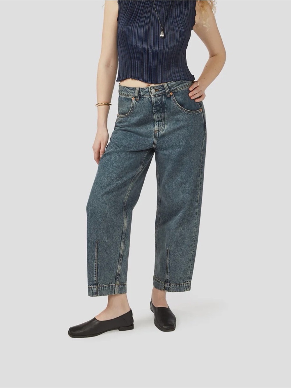 Decade Studio Kit Jean - slight barrel ankle crop
